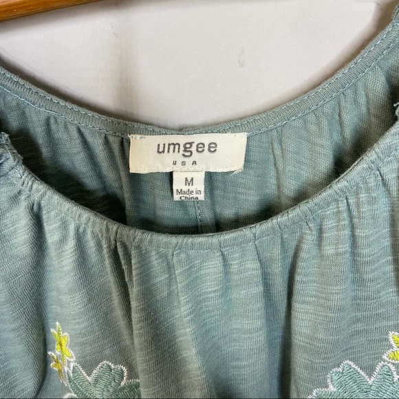 Umgee Floral Embroidered Jersey Puff Sleeve Dress - Picture 7 of 9